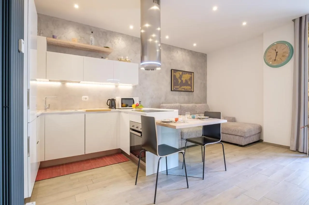 Residence Cairoli 9 By Studio Vita بولونيا إيطاليا