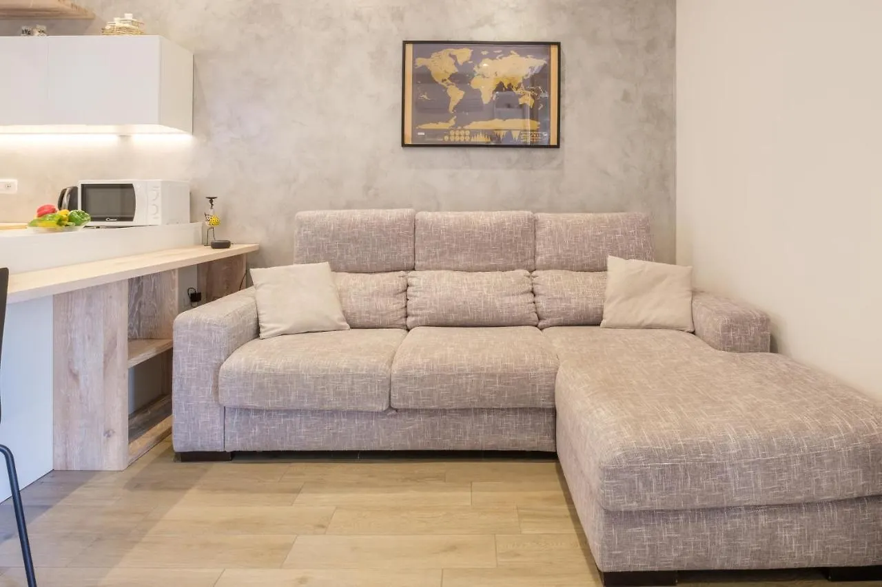 Residence Cairoli 9 By Studio Vita بولونيا شقة